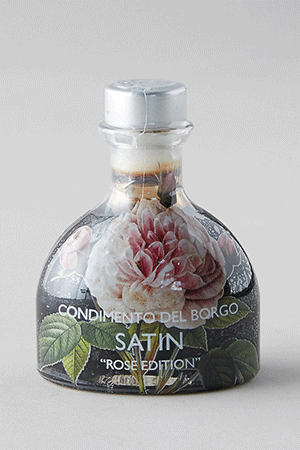 Image via Terrain | ALIGN : RIGHT